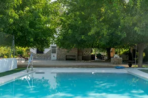 House with garden, terrace & private pool - Image 2