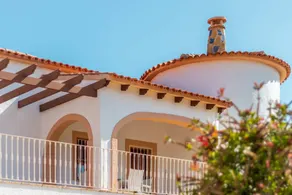 House with pool, BBQ & terrace | Garden view - Image 2