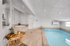 House with sauna, terrace & hot tub - Image 3