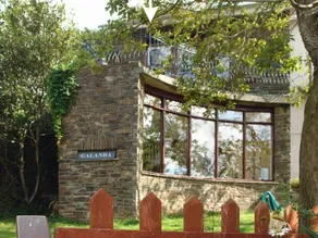 Cottage with terrace, BBQ & garden - Image 2