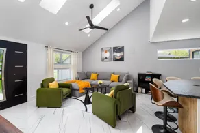 Holiday home with private pool, garden & terrace - Image 5