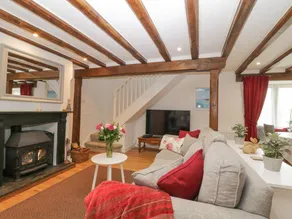 Family-oriented cottage with garden | Beach view | Pets allowed - Image 2
