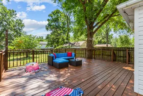 Sweet Cherry Escape Charming 1930s 2BR Near Katy Trail & Daniel Boone Home - Image 5