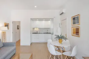 Charming apartment | Near Seville Cathedral | Suitable for remote work | Dogs allowed - Image 4