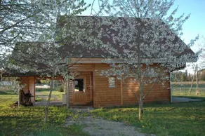 Gite with BBQ, garden & pool - Image 2