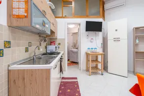 Charmant appartement de vacances avec internet haut débit et terrasse | Vue ville | Adapté au travail à distance | Avec animaux acceptés - Image 3