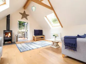 Cottage with garden - Image 5