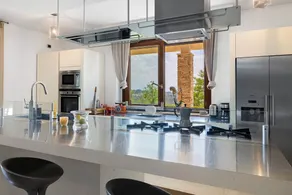 Villa mit Grill, Sauna und Garten | Bergblick | Perfekt für die Arbeit von Zuhause - Image 5