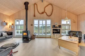 Holiday home with terrace & sauna - Image 5