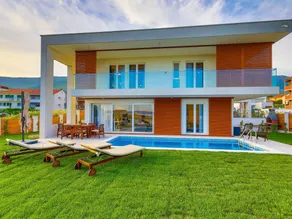 Beautiful holiday home with barbeque, terrace & garden | Nature view | Beach nearby | Dogs allowed - Image 5