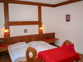 Holiday apartment with terrace, garden & sauna | Nature view | Pet-friendly - Image 4