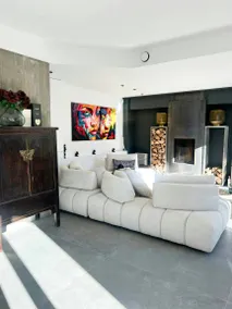 Familienorientiertes geräumiges Ferienhaus mit Terrasse, privatem Pool und Garten | Perfekt für die Arbeit von Zuhause | Hunde erlaubt - Image 3