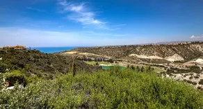 Spaziosa villa accogliente e familiare con piscina, terrazza e griglia | Vista sul campo da golf | Ideale per il telelavoro - Image 2