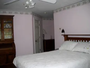 Romantic Room Rental on a Lovely Farm near Hillsboro, Ohio - Image 4