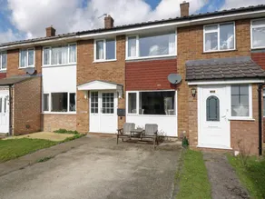 Cottage with terrace & garden - Image 2