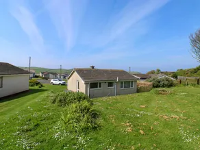 Children-friendly lovely cottage with BBQ & garden | Close to the beach | Pet-friendly - Image 2