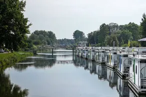 Hausboot 5 Seekönig. Naturnah und auf dem Wasser. - Image 2