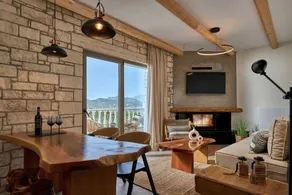 Holiday apartment with pool & fast internet | Mountain view - Image 2