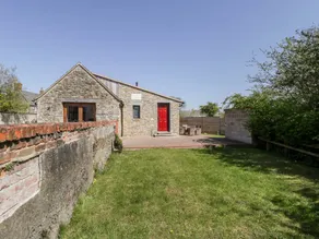 Cottage with garden & barbecue - Image 4