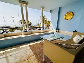 Grand appartement de vacances entièrement équipé avec internet haut débit, jardin et terrasse | Vue plage | Proche de la plage | Avec animaux bienvenus - Image 2