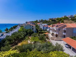 Lovely holiday apartment with barbeque & garden | Sea view | Next to the beach - Image 5