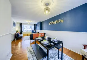 Lovely holiday home with 3 bedrooms for 8 persons - Image 2
