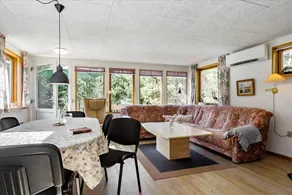 House with barbeque & terrace - Image 4