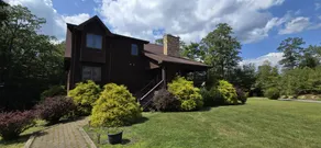 Chalet avec jacuzzi - Image 2