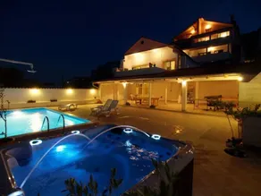 Dedicated room with garden, pool & BBQ - Image 4