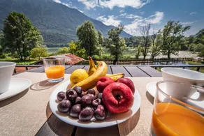 Children-friendly flat with garden, pool & sauna | Lake view | Pet-friendly - Image 5