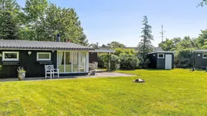 House with barbeque & terrace - Image 2