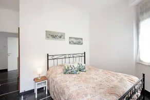 Dedicated room | Garden view | Beach nearby - Image 4