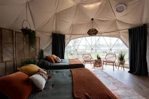 Reconnect with Nature in Style: Riverside Dome Retreat in Alberta's Serene Setting - Image 4