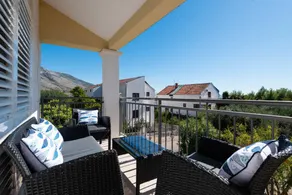 Flat with barbecue & garden | Sea view - Image 2