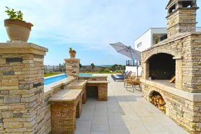 Familienfreundliches Apartment mit Grill, Terrasse und Pool - Image 3