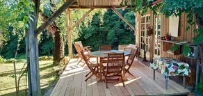 Holiday home with garden, BBQ & terrace | Garden view - Image 3