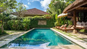 Villa with private pool & garden - Image 2