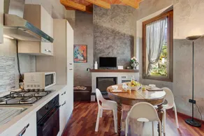 Beautiful house with BBQ, hot tub & terrace | Lake view | Pets allowed - Image 5