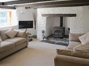 Family-friendly cottage with barbeque & garden - Image 2