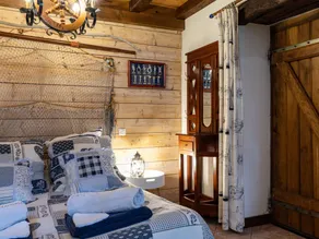 Guesthouse 'Chambre Marine' with Shared Terrace, Garden and Wi-Fi - Image 5