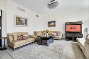 Appartement convivial et familial avec piscine - Image 4