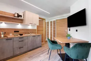 Apartment 'Nature House Mammoth Tree' – Strength, Tranquility & Connection to Nature - Image 2