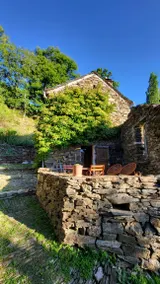 Holiday home with garden & terrace | Garden view | Perfect for remote work - Image 2