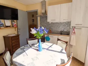 Fully equipped apartment | Garden view - Image 4