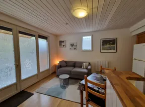 Cottage with BBQ, pool & terrace - Image 2