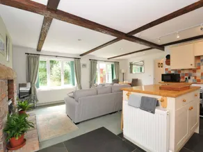 Cottage with 2 rooms for 4 persons - Image 4