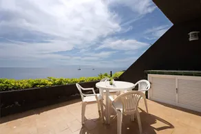 Lovely flat with garden, fast internet & pool | Mountain view - Image 3