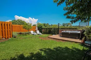 Fully equipped house with garden, terrace & hot tub | Perfect for remote work | Pets allowed - Image 3