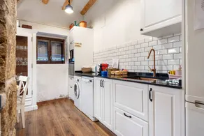 Apartment 'Can Vinyals 1979' with Balcony and Wi-Fi - Image 3