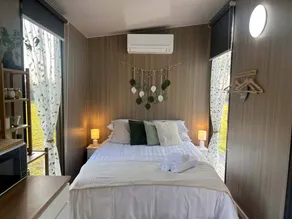 Romantic Tiny House Getaway Near Adelaide and Barossa Valley South Australia - Image 2
